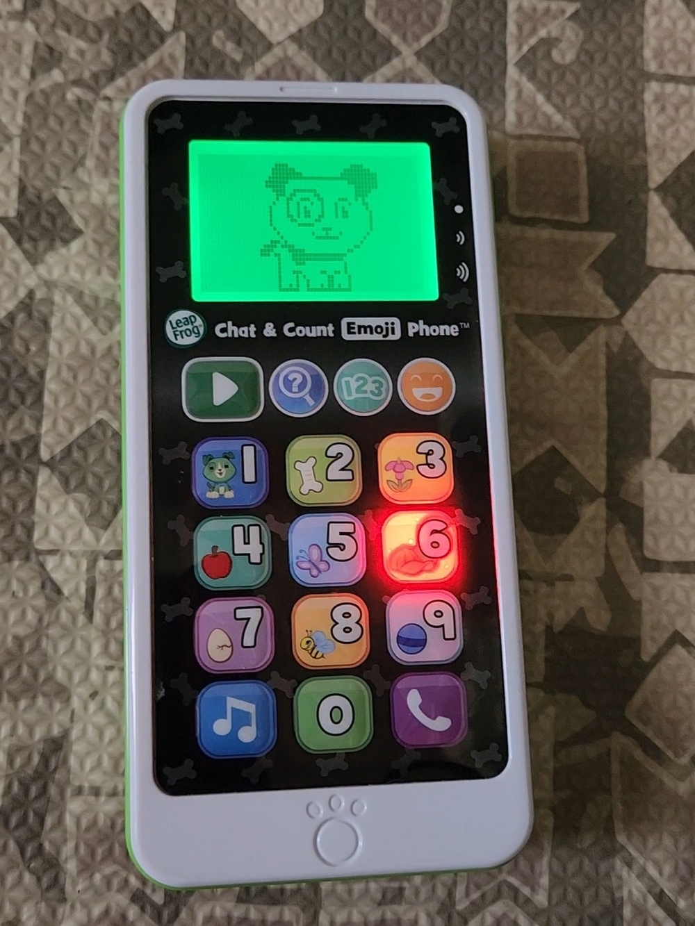 NWOB LeapFrog Chat & Count Emoji Phone